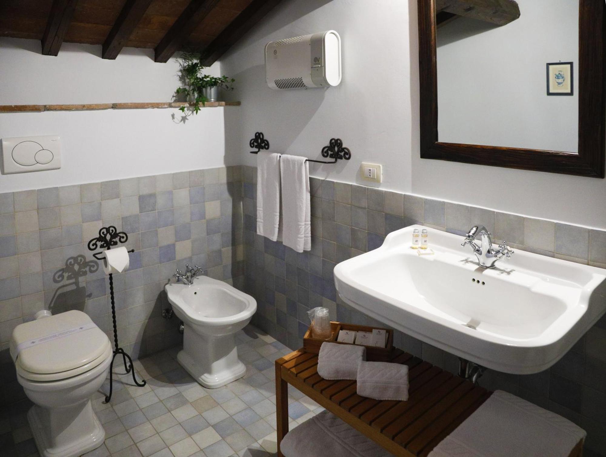 Podere Dell'Arco Country Charme Viterbo Exterior foto